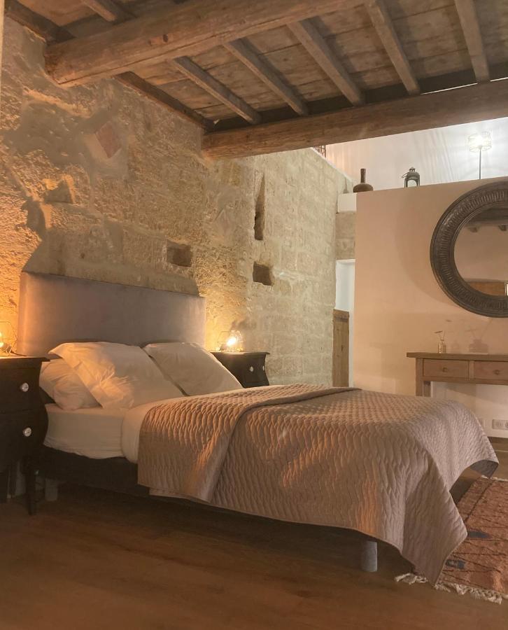 La Maison D'Aime Saint-Quentin-la-Poterie Zewnętrze zdjęcie