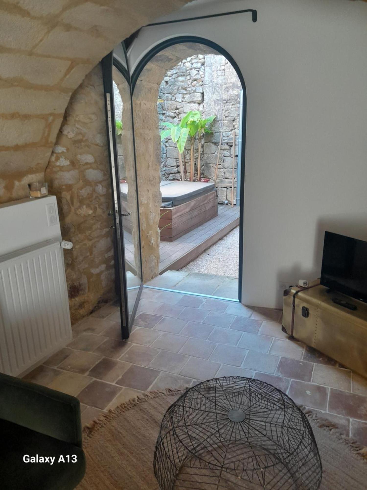 La Maison D'Aime Saint-Quentin-la-Poterie Zewnętrze zdjęcie